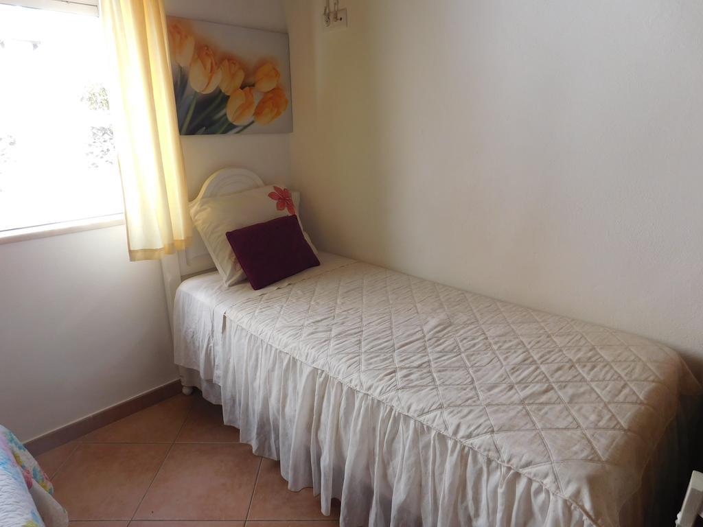 Dinas Guesthouse Lagos Exterior foto