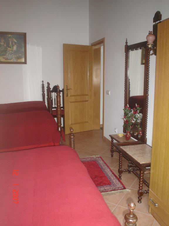 Dinas Guesthouse Lagos Habitación foto